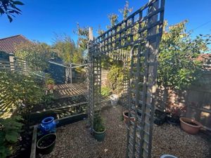 Photo 8- click for photo gallery